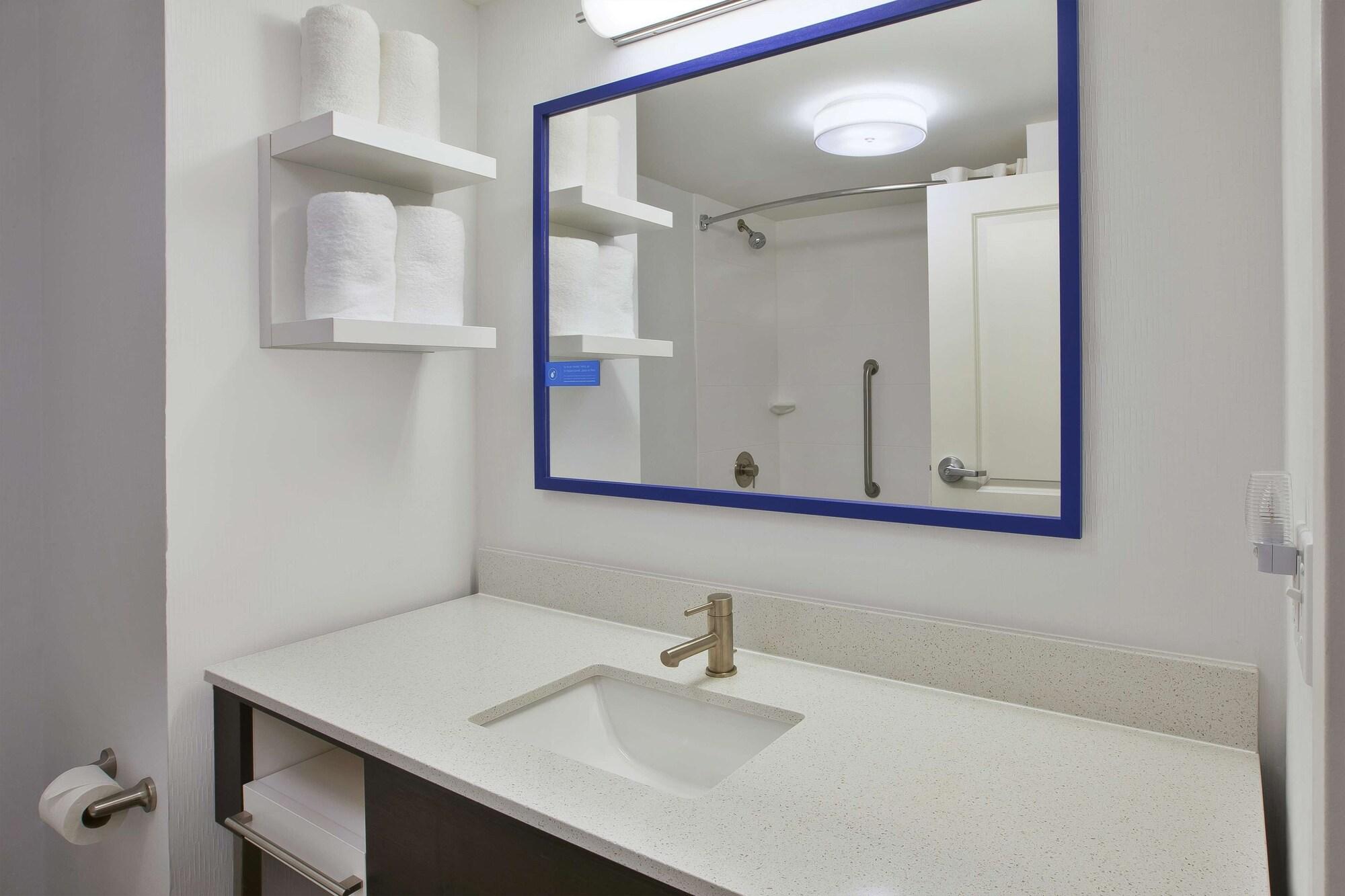 Hampton Inn Вайт-Рівер-Джанкшен Екстер'єр фото