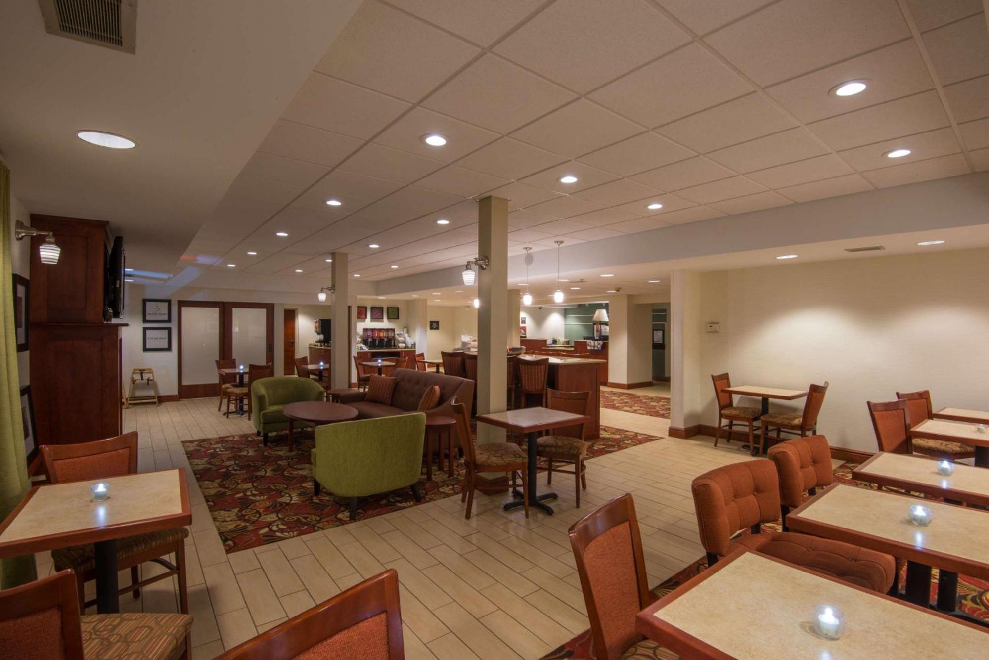 Hampton Inn Вайт-Рівер-Джанкшен Екстер'єр фото